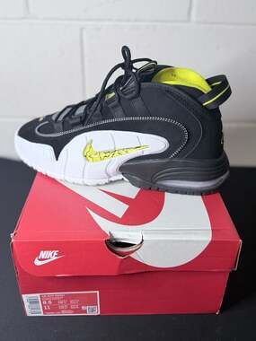 Nike Air Max Penny 1 'Lester Middle School' Basketball Shoes FN6884-100